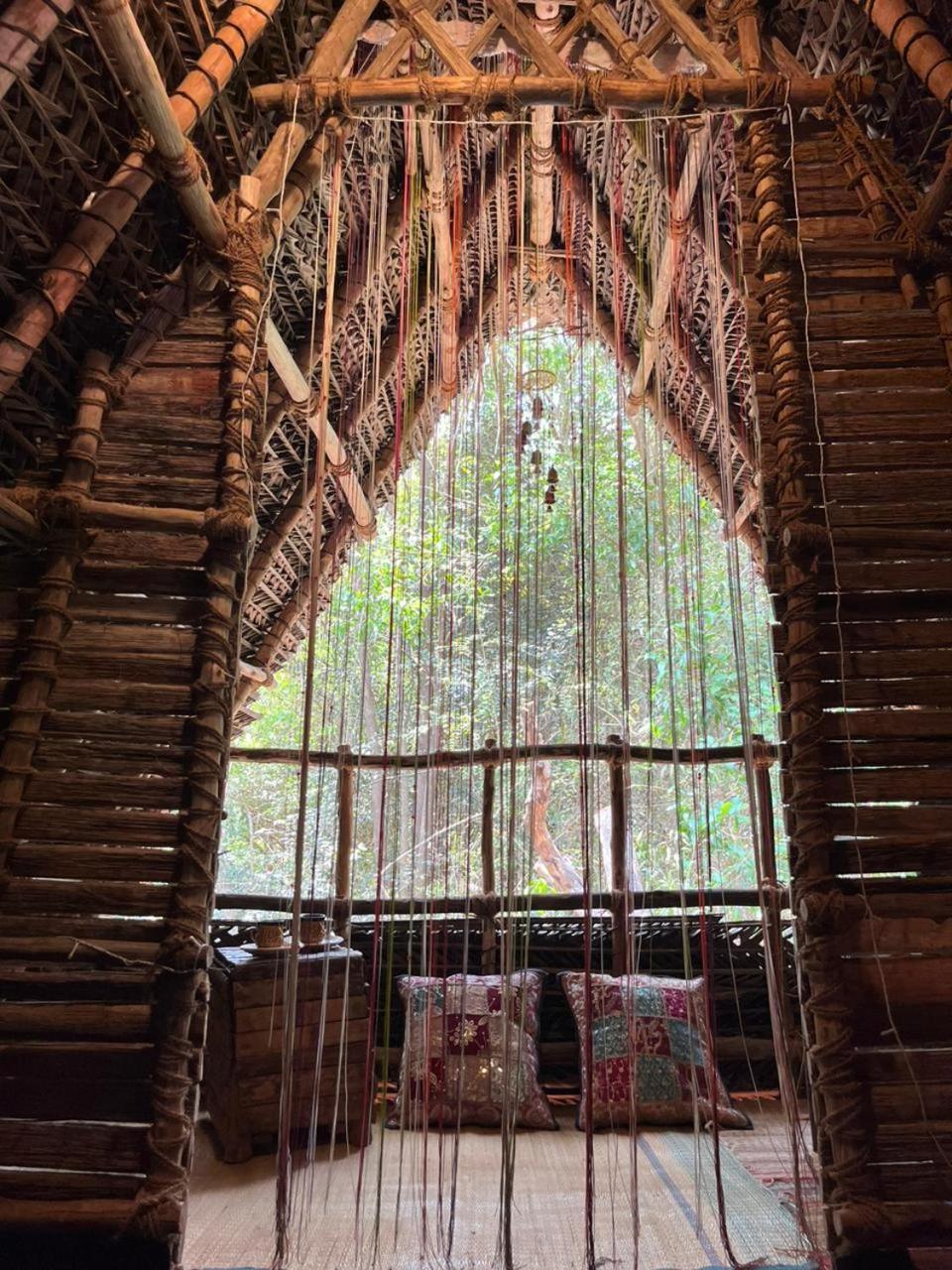 Nebula Nest Cafe & Hostel Auroville Exterior foto